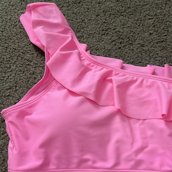 Pink Ruffled Swim Set - Picture 2 of 5